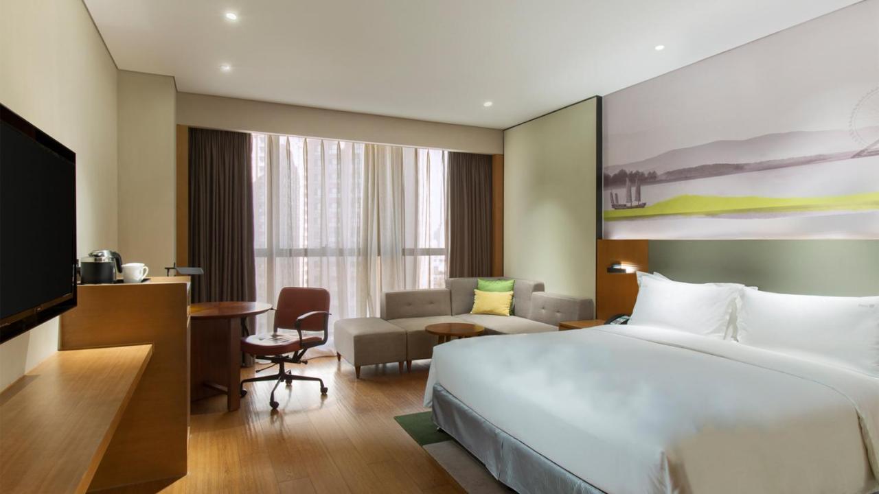 Holiday Inn & Suites Tianjin Downtown By Ihg,Tianjin Drum Tower,Joycity Shopping Mall,Tianjin Ancient Cultural Street,Haihe River,The Porcelain House,Convenient Access To Tianjin Binhai International Airport Экстерьер фото